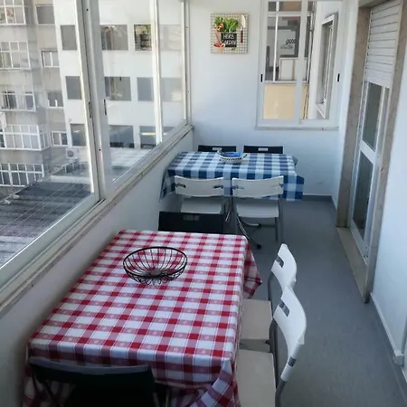 City Center Apt *